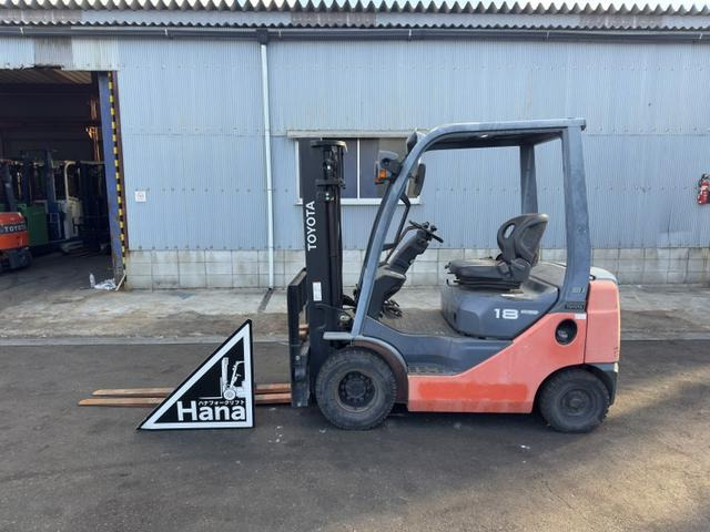 トヨタL&F エンジンフォークリフト 18069