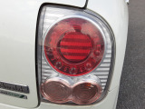 程度が悪い車が安いのは当たり前です。当店はコストを安く!薄利多売価格設定でお客様が良質安価な車両に出会える事にこだわっております。少し年式が古くても程度の良い車両は沢山あります!
