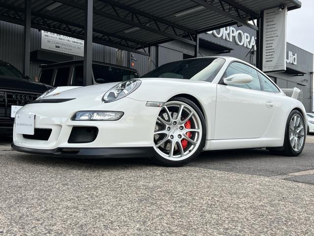 911GT3正規ディーラー車 左ハンドル 新車取説