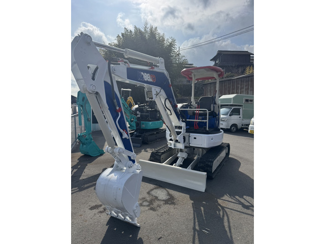 コベルコ 油圧ショベル ゴムキャタ 配管