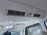 ☆リアサーキュレーター付きで暑い夏でも後部座席までエアコンの風を届けます。お見逃し無く!!お問い合わせはTEL06-6430-1230 E-mail cars_genesis2007@yahoo.co.jpまで