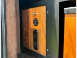 コンセントやUSBの挿入口も豊富です