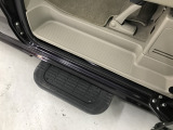 【自社整備工場完備】 自社整備工場を完備しており、納車前は徹底整備後お渡しとなります。自社工場だからこそ時間をかけれる。自社工場だからこそきめ細かい整備を。自社工場だからこそ出来る事があります。