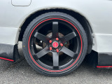 18インチ リア9.5J