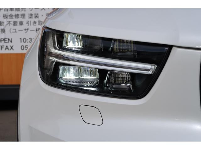 ボルボ XC40 T4 AWD インスクリプション 4WD 茶革シート 前後ドラレコ