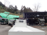 遠方の方は、オンラインでの商談も可能です。画面越しにお車の状態を確認していただけます!