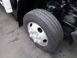 タイヤサイズ:225/70R16 117/115 L LT 12PR 右前8分山・左前4分山・後ろ9分山