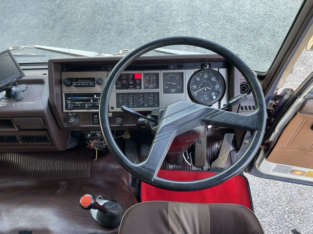 日野 スーパードルフィン の中古車詳細 (390,989km, レッド, 埼玉県
