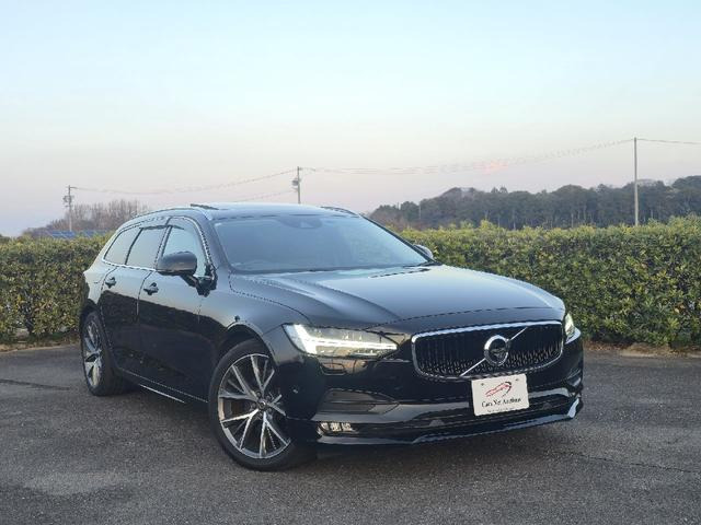 V90D4 モメンタム ディーゼルパノラマサンルーフ ヘッドアップディスプレイ