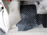 中古車は世界に一台だけのお車です!見て、触れて、体感してください☆皆さまのご来店、心からお待ちしております☆