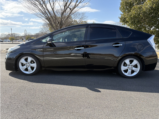 トヨタ プリウス 1.8 S ツーリングセレクション の中古車詳細 (181,000 トヨタ プリウス 1.8 S ツーリングセレクション の中古車詳細 (181,000