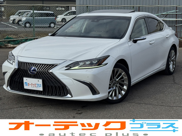 ES300h バージョンLサンルーフ 革シート 100V電源