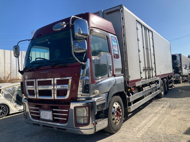 ギガ  冷凍機サーモキング ステンレスパーツ多数