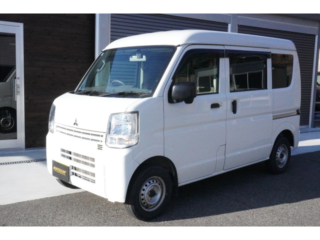 ミニキャブバン M ハイルーフ 高年式低走行ATの働く車