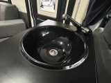 車内の雰囲気に合ったシンク!