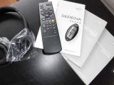 ヘッドフォン、スペアキー、取説、保証書も御座います。