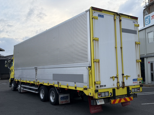 いすゞ ギガ ウィング 日本トレクス製ボデー 積載13700kg の中古車詳細