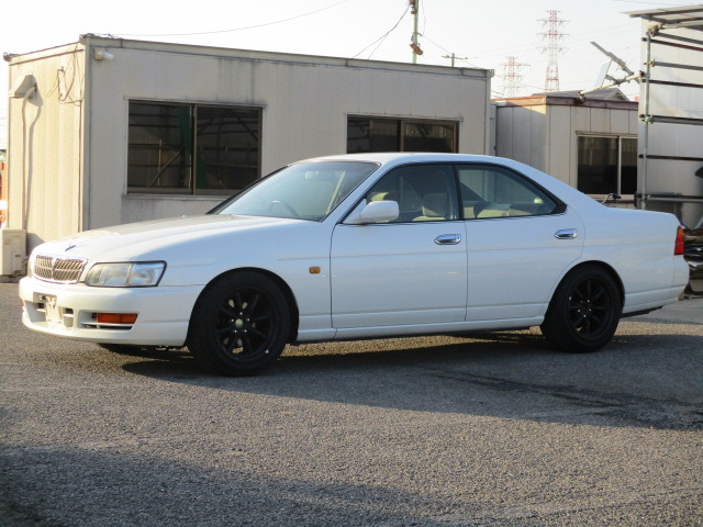 ローレル2.5 25メダリストローダウン