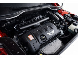 搭載されるエンジンは1.6L直列4気筒で6ATとの組み合わせとなります。