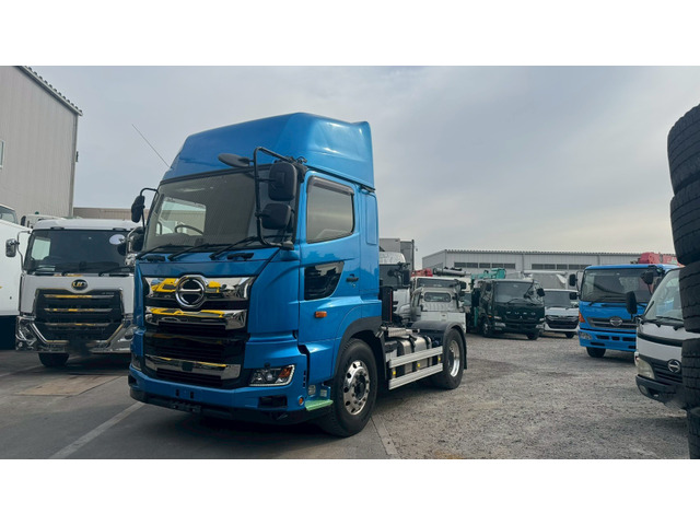 プロフィア トレーラーヘッド 【ハイルーフ】