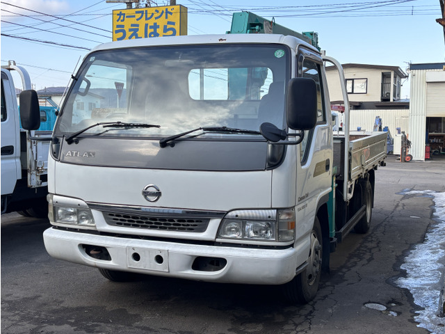 アトラス  マエダ3段クレーン/6MT/積載2t