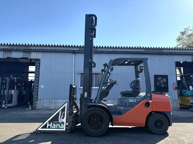 トヨタL&F エンジンフォークリフト 17089