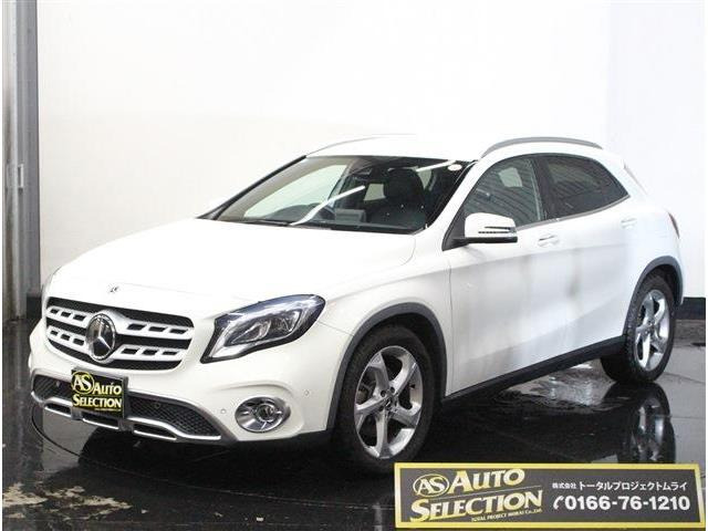 GLAクラス GLA220 4マチック 4WD レーダーセーフティパッケージ 黒革シート