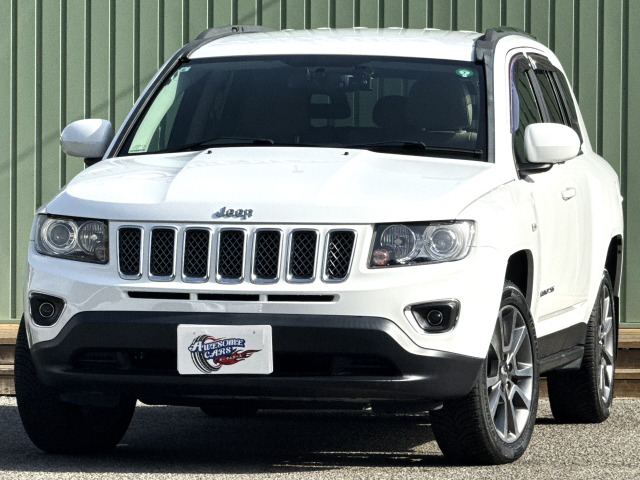 コンパスリミテッド 4WD禁煙車/ベージュ革シート/16AW