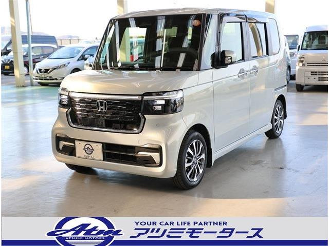 N-BOXカスタム  カスタム SENSING・ナビ装着用PKG・走行6000km