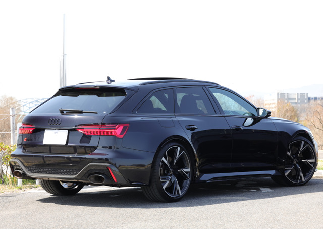 アウディ RS6アバント 4.0 パフォーマンス 4WD 新車保証/630ps/法人1