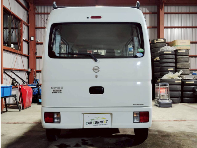 日産 NV100クリッパー DX 4WD ユーザー買取車 5速MT 切替4WD の中古車