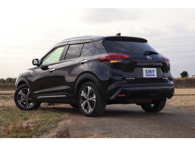日産 キックス 1.2 X FOUR (e-POWER) 4WD プロパイロット 9型フルセグ