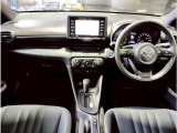 ヤリス 1.5 X 4WD TSS ナビ Bカメラ スマートキー