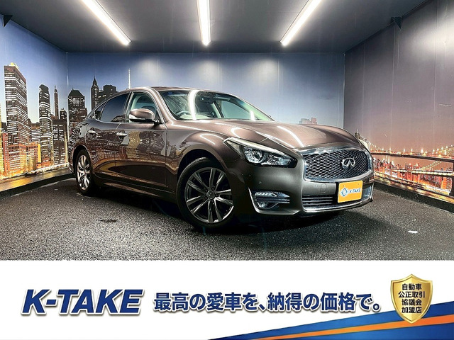 フーガハイブリッド3.5プレミアムインテリアPKG 本革シート