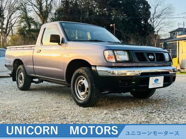 ダットサン  DX セミロングボディ 関東仕入買い取り車 禁煙車 ナビ TV コラムシフト