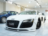 アウディ R8 5.2 FSI クワトロ 4WD