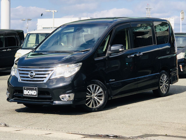 セレナ 2.0 ハイウェイスター S-HYBRID 