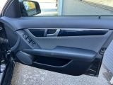 ご納車時にタイヤも新品にしておきたいお客様、タイヤチェンジャー&バランサー完備しておりますので、ご対応可能です。ぜひ、ご相談ください。