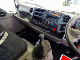AC PS PW SRS ABS 集中ドアロック 左電格ミラー ラジオ ルームミラー式バックモニター ターボ 排気ブレーキ 坂道発進補助装置 フロア6MT