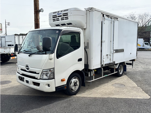 デュトロ  ワイドロング 冷蔵冷凍車 &minus;5℃設定