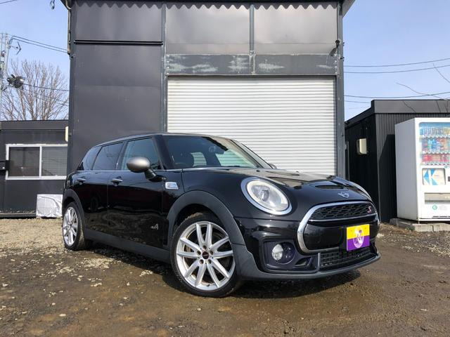 ミニクラブマン クーパー S オール4 4WD ・純正ナビ・バックカメラ・本革シート