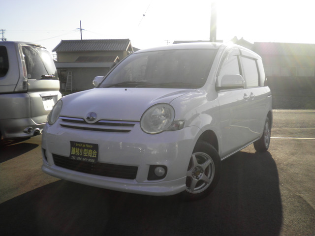 シエンタ 1.5 X リミテッド 4WD 左側電動スライドドア 社外アルミホイール