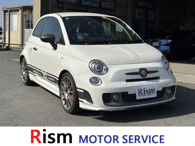 アバルト595コンペティツィオーネハーフレザーシート 社外ナビ ETC