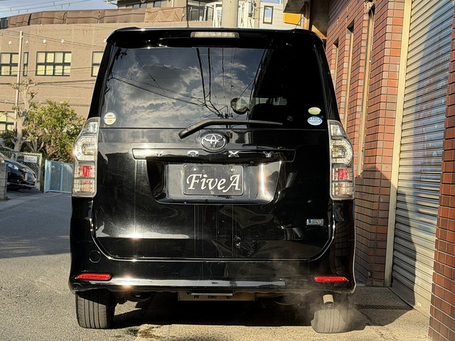 トヨタ ヴォクシー 2.0 ZS 1オーナー ナビ バックカメラ ETC の中古車