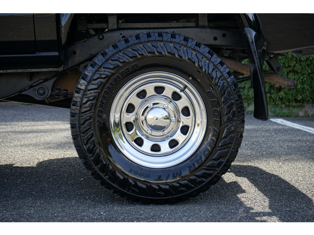 日産 ダットサンピックアップ リフトアップ 新品ホイール・タイヤ の