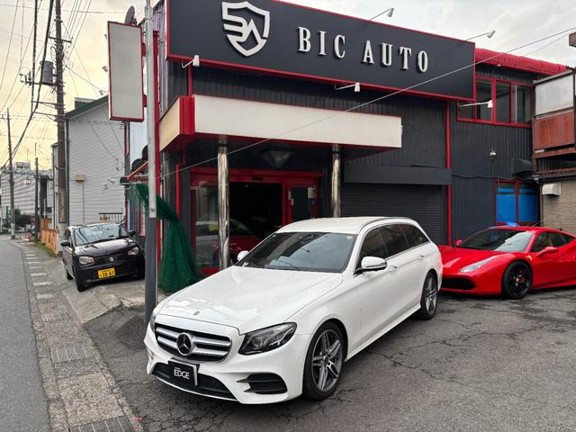 EクラスワゴンE200 アバンギャルド AMGライン純正19インチAW/純正ナビ/ETC