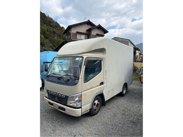 キャンターガッツキッチンカー、キャンピングカー使用