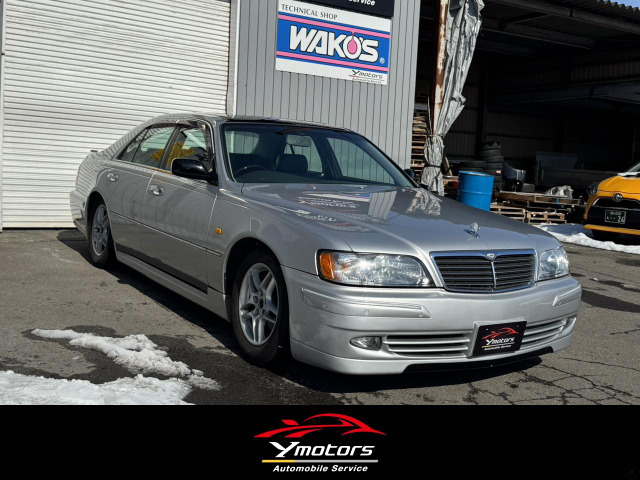 シーマ3.0 30Tサンルーフ 3Lターボ 前席パワーシート