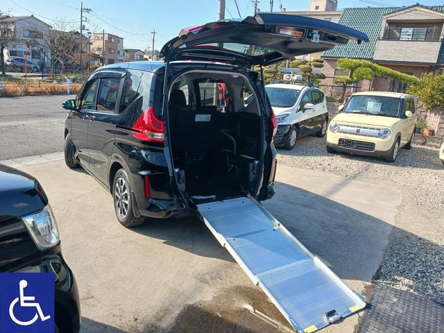 フリード+ 1.5 ハイブリッド G ホンダセンシング 福祉車両 スロープタイプ 電動ウインチ