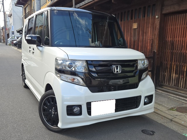 N-BOXカスタム G ターボ SSパッケージ 2トーンカラースタイル 車検2年付～点検整備渡...